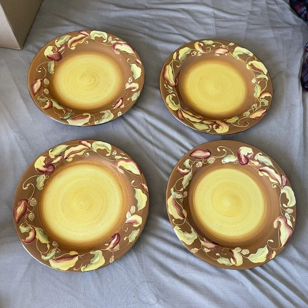 Thanksgiving  Dinner Plates Laurie Gates Coronado Collection Set 4 Chilli Pepper